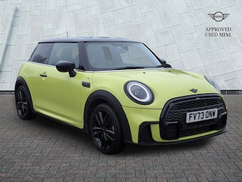 Used MINI Hatch 2023 for sale - 77359902: Photo