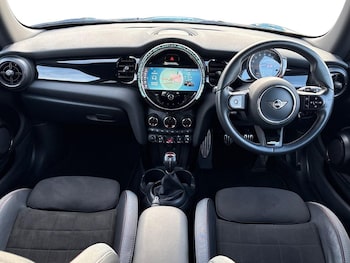 Used MINI Hatch 2021 for sale - 77442119: Photo