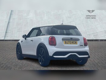 Used MINI Hatch 2023 for sale - 76500858: Photo