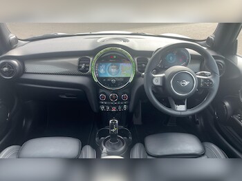 Used MINI Hatch 2023 for sale - 76500858: Photo