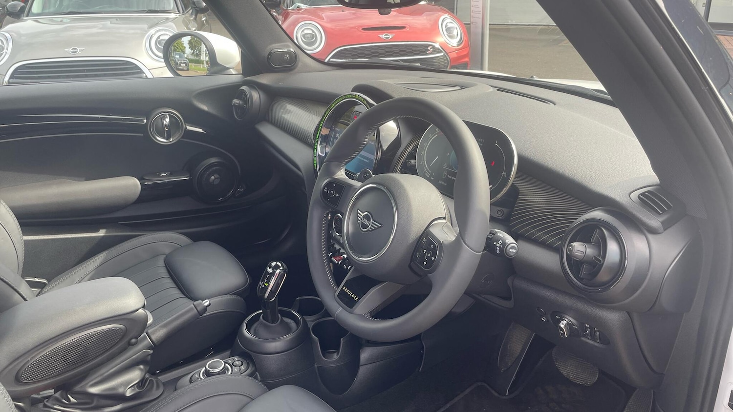 Used MINI Hatch 2023 for sale - 76500858: Photo 6