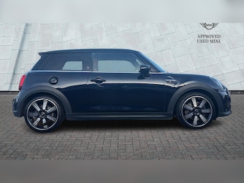 Used MINI Hatch 2022 for sale - 76389752: Photo