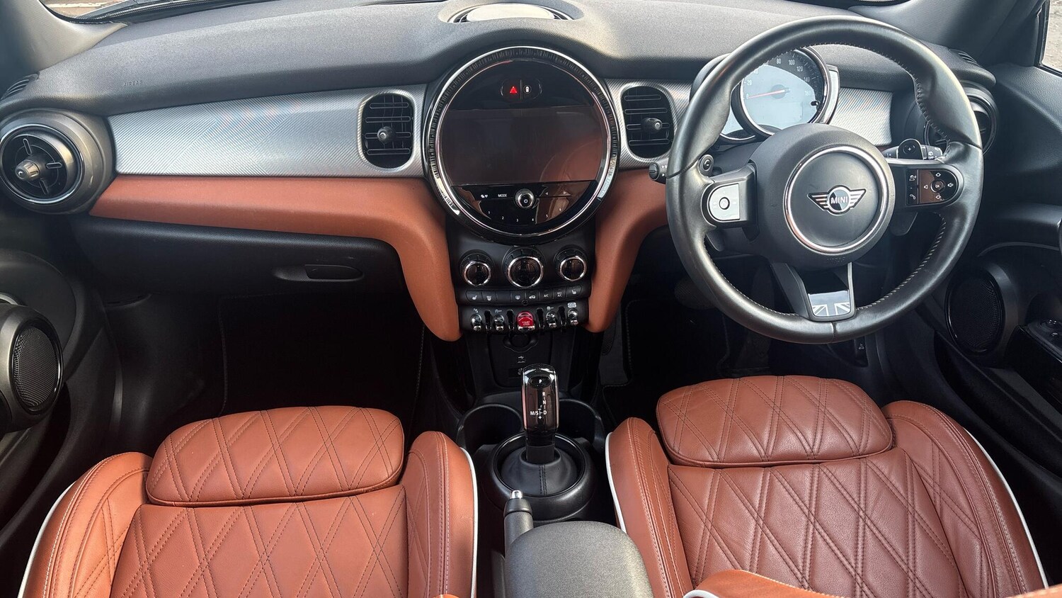 Used MINI Hatch 2022 for sale - 76389752: Photo 4