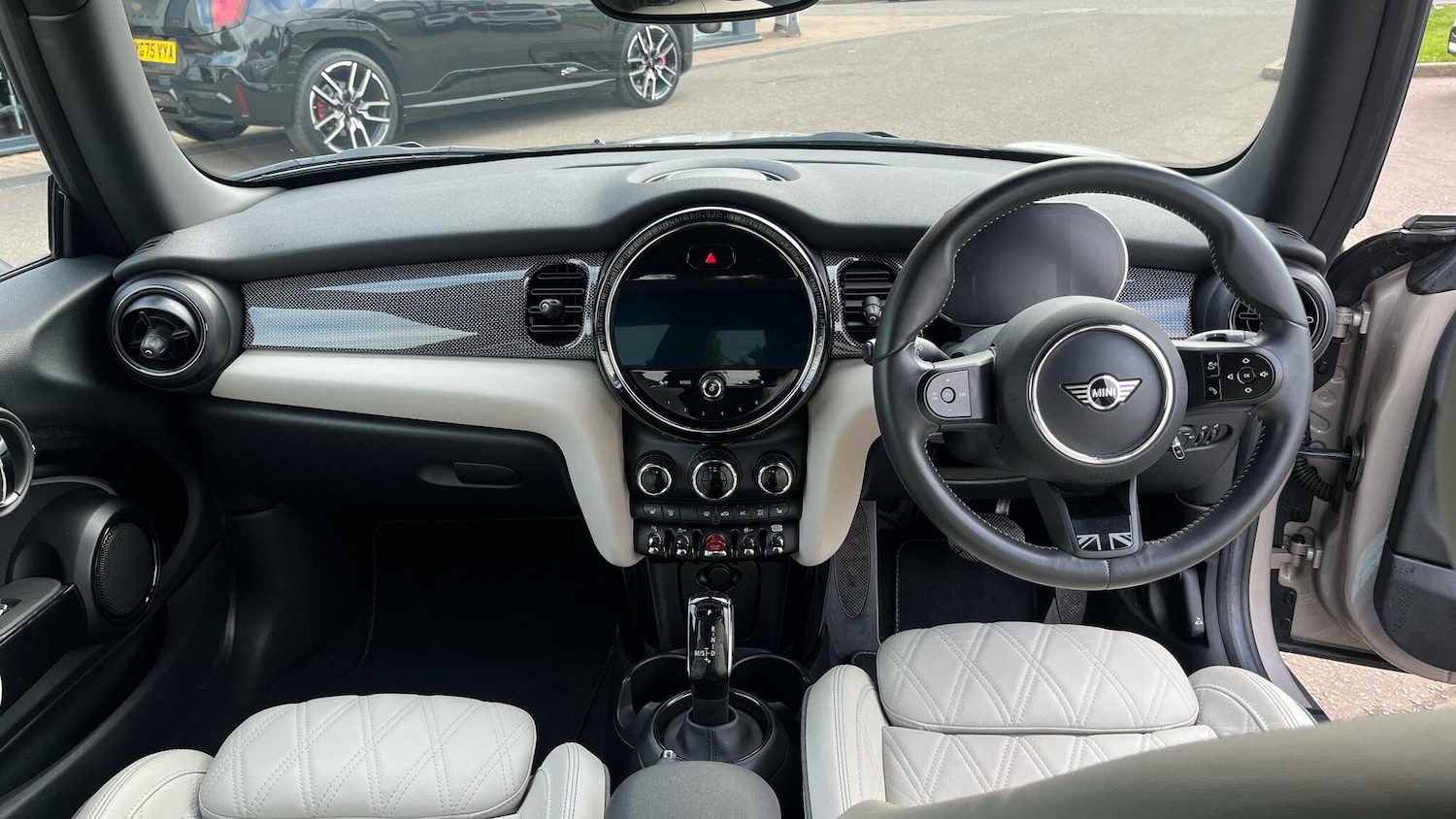 Used MINI Hatch 2021 for sale - 76692781: Photo 4