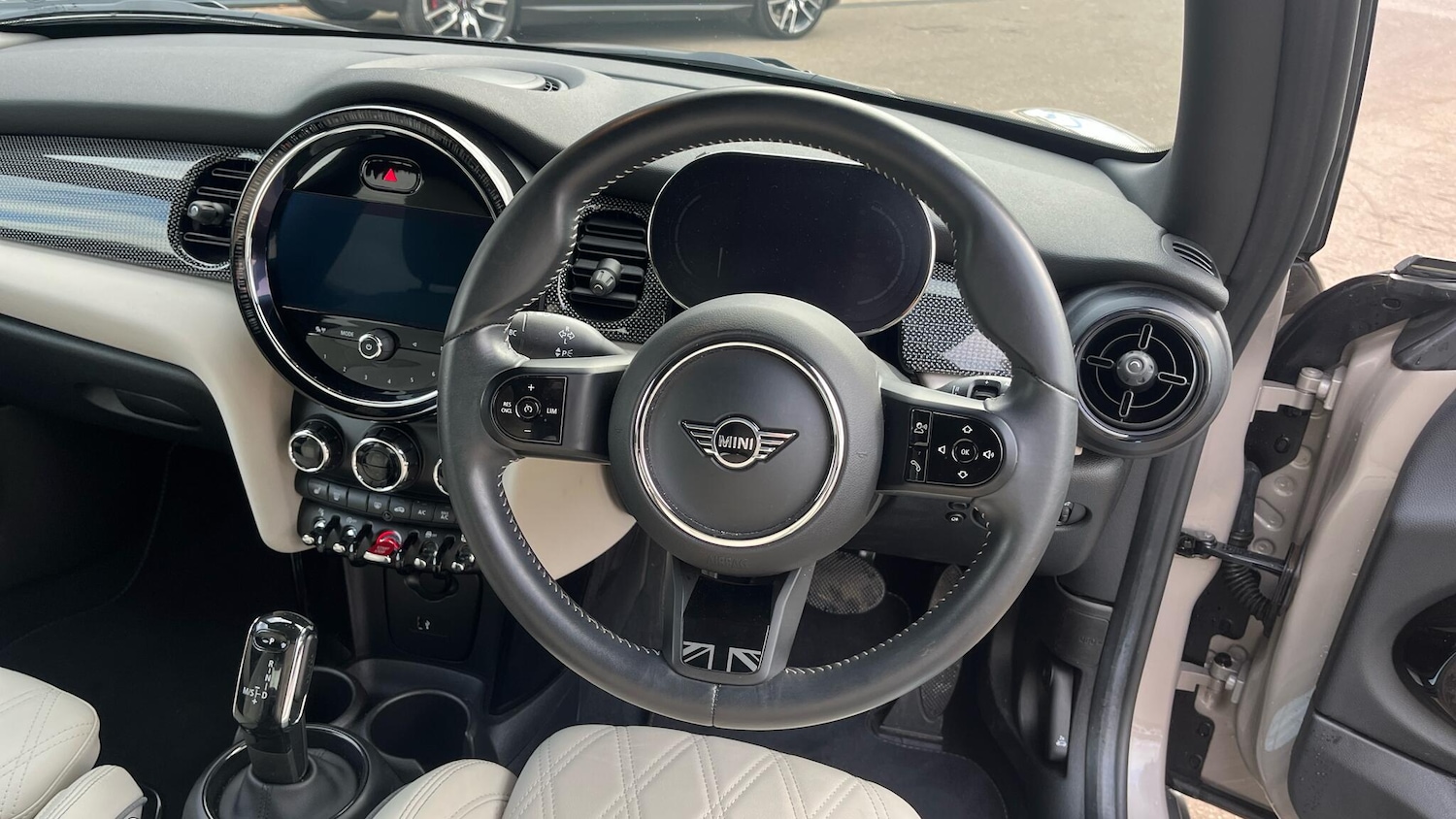 Used MINI Hatch 2021 for sale - 76692781: Photo 5