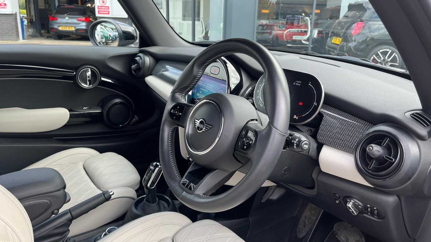 Used MINI Hatch 2021 for sale - 76692781: Photo 6