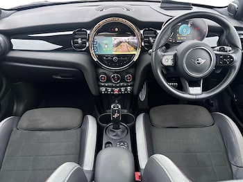 Used MINI Hatch 2024 for sale - 77254468: Photo