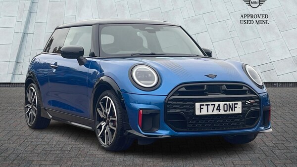 Used MINI Cooper 2025 for sale - 76271505: Photo 1