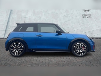 Used MINI Cooper 2025 for sale - 76271505: Photo 3
