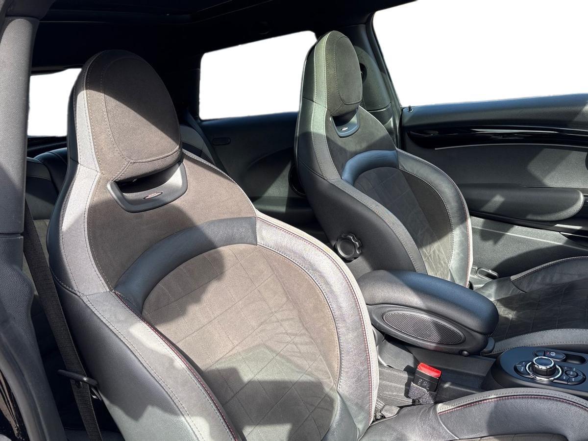 Used MINI Hatch 2023 for sale - 77840941: Photo 11