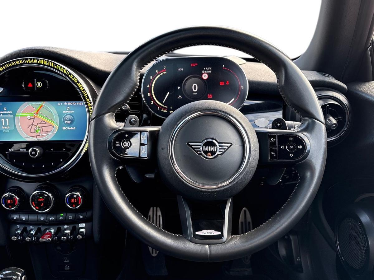 Used MINI Hatch 2023 for sale - 77840941: Photo 5