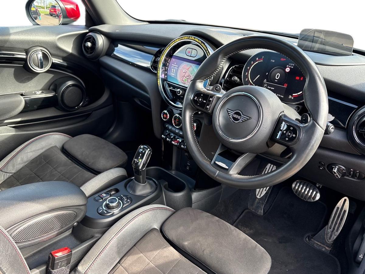 Used MINI Hatch 2023 for sale - 77840941: Photo 6