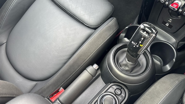 Used MINI Hatch 2023 for sale - 76261139: Photo 10