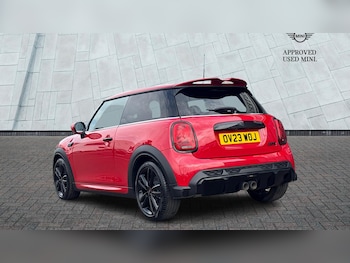 Used MINI Hatch 2023 for sale - 76261139: Photo 2