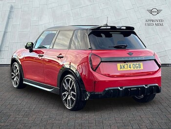 Used MINI Cooper 2024 for sale - 76609230: Photo