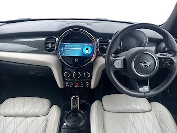Used MINI Hatch 2023 for sale - 78430993: Photo