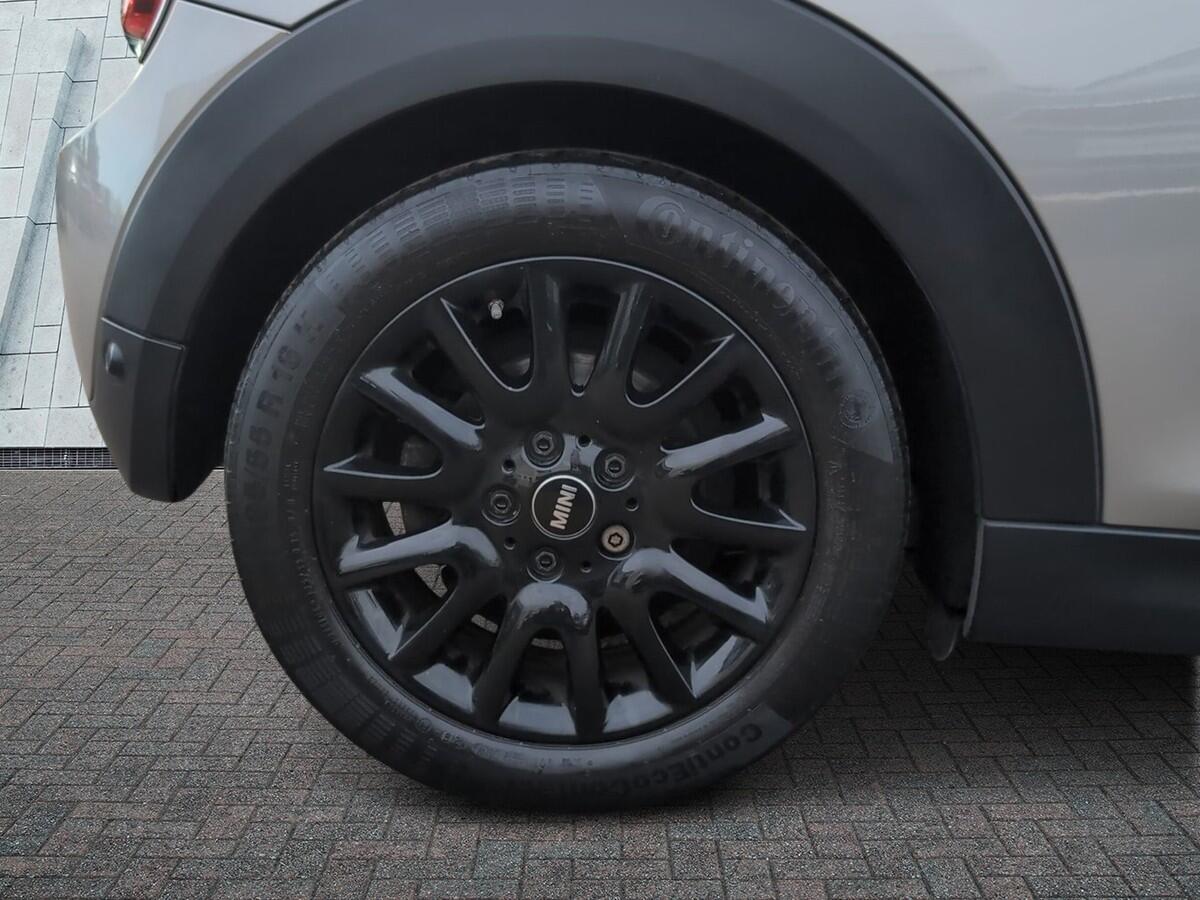 Used MINI Hatch 2018 for sale - 77647520: Photo 14