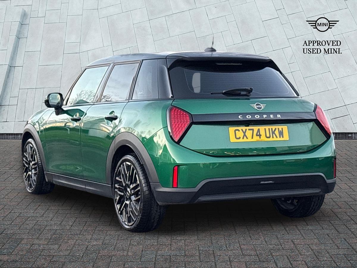 Used MINI Cooper 2024 for sale - 76625080: Photo 2