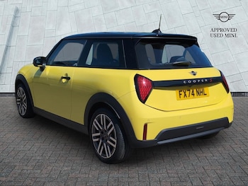 Used MINI Cooper 2024 for sale - 78431023: Photo