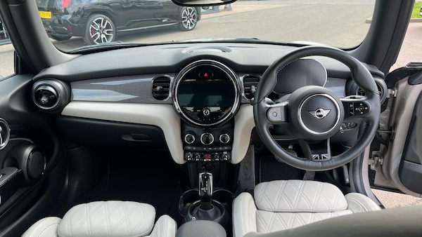 Used MINI Hatch 2021 for sale - 76228838: Photo 4