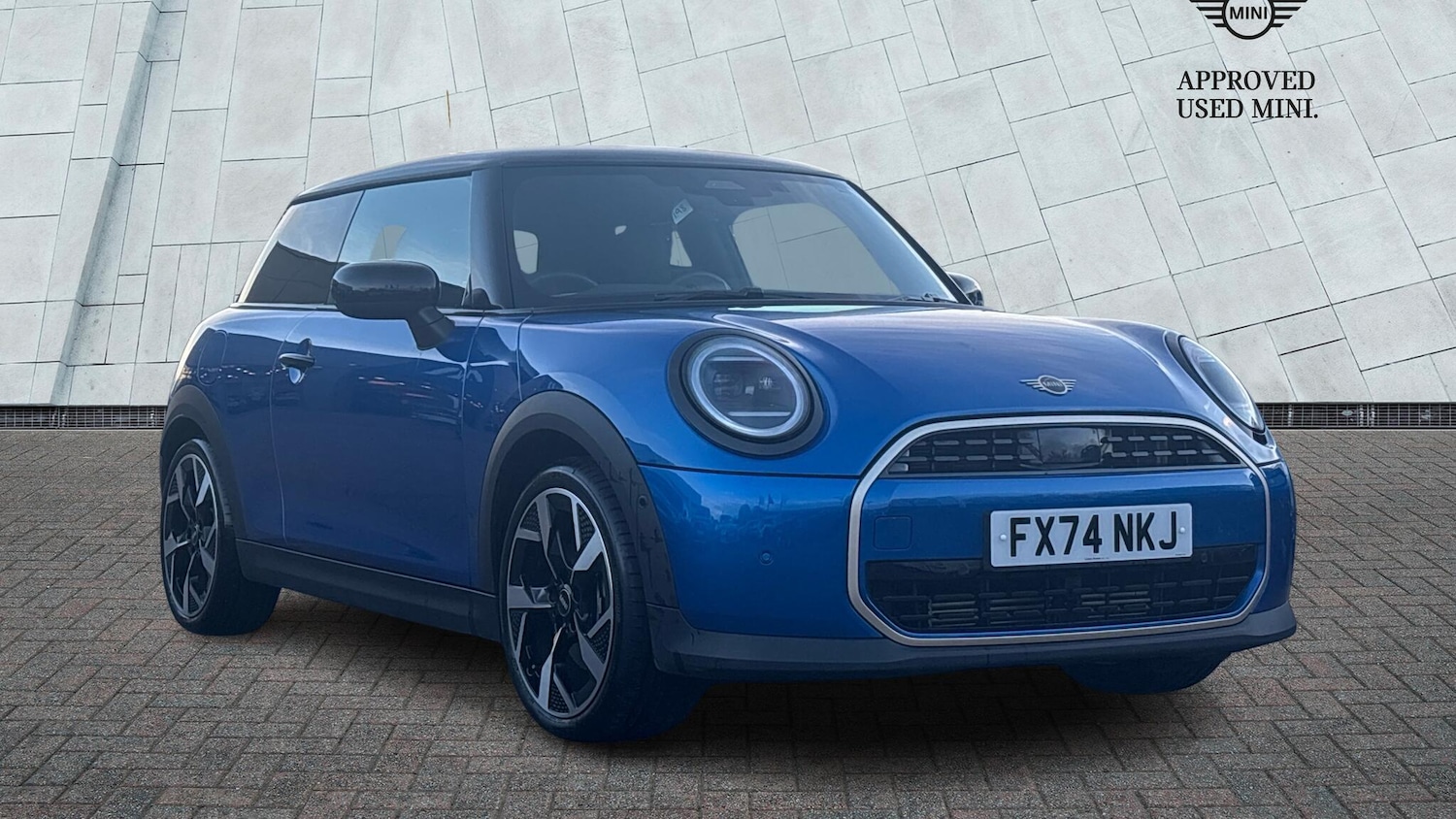 Used MINI Cooper 2025 for sale - 76500927: Photo 1