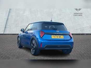 Used MINI Cooper 2025 for sale - 76500927: Photo