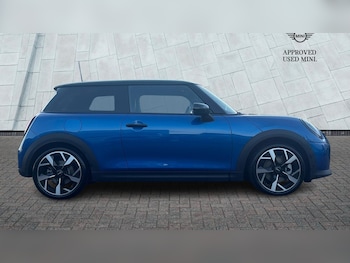 Used MINI Cooper 2025 for sale - 76500927: Photo