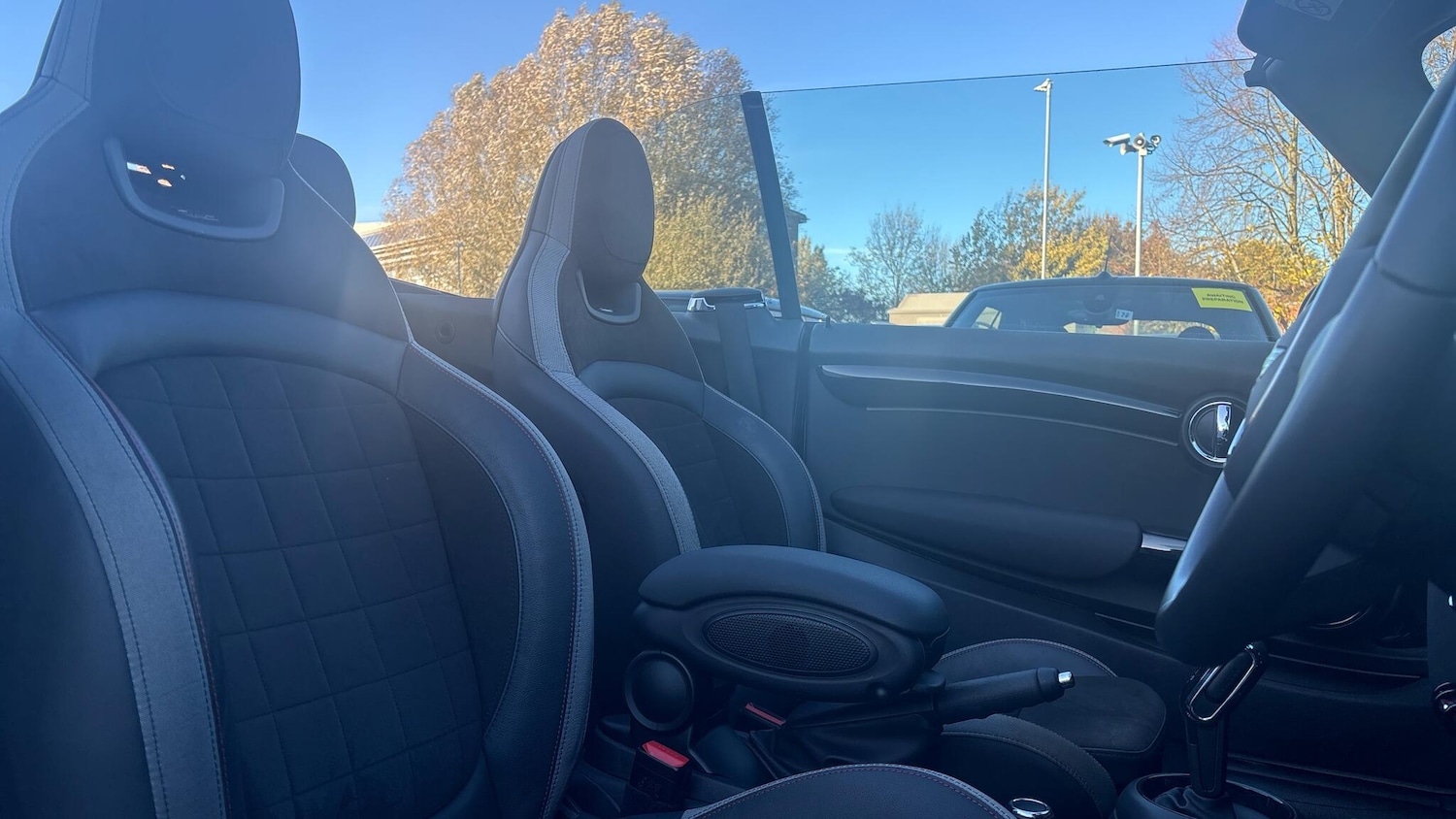 Used MINI Convertible 2023 for sale - 76400334: Photo 11