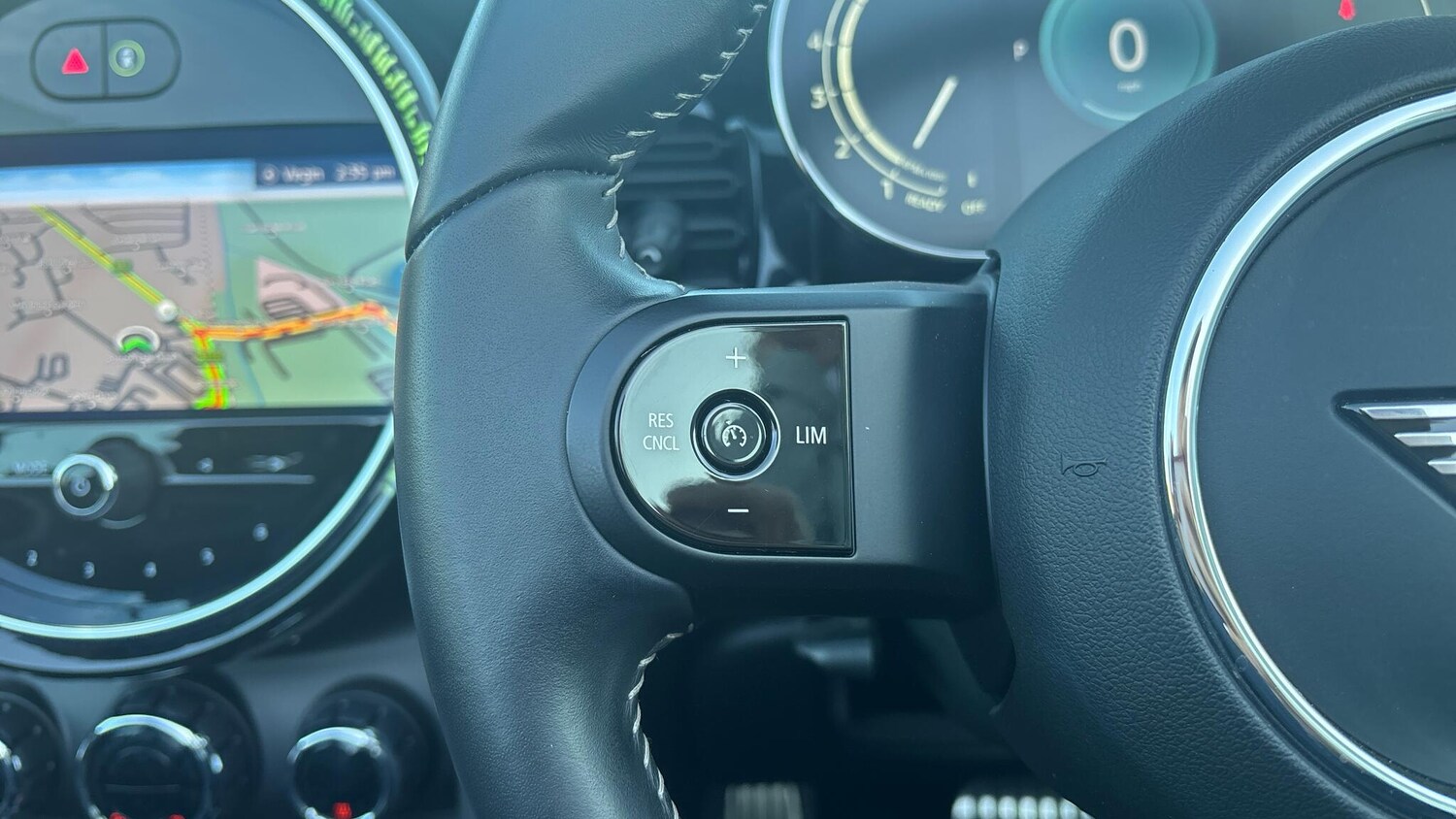 Used MINI Convertible 2023 for sale - 76400334: Photo 18