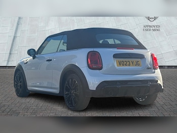 Used MINI Convertible 2023 for sale - 76400334: Photo