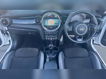 Used MINI Convertible 2023 for sale - 76400334: Photo