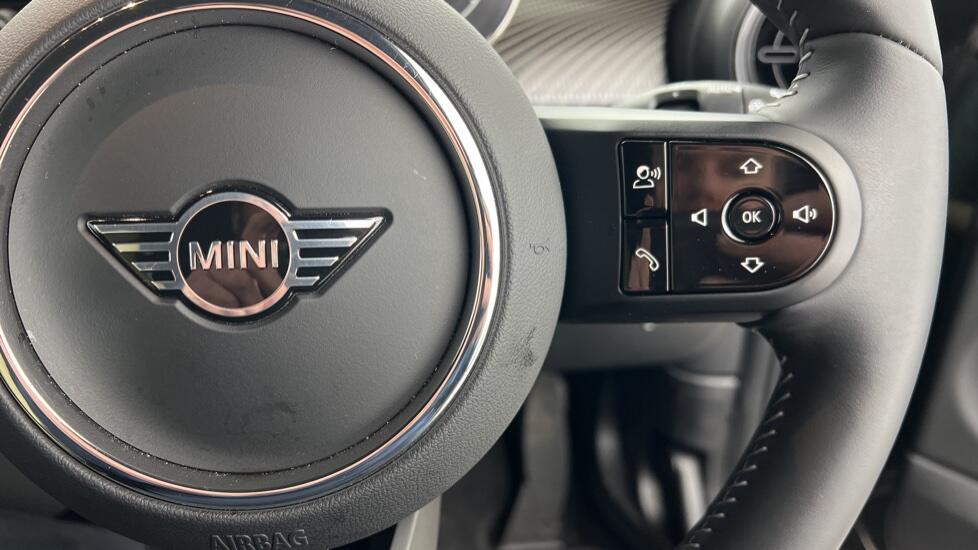 Used MINI Hatch 2023 for sale - 76111702: Photo 18