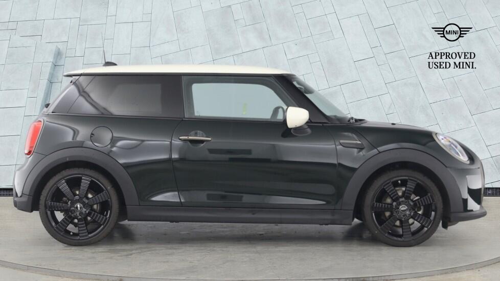 Used MINI Hatch 2023 for sale - 76111702: Photo 3