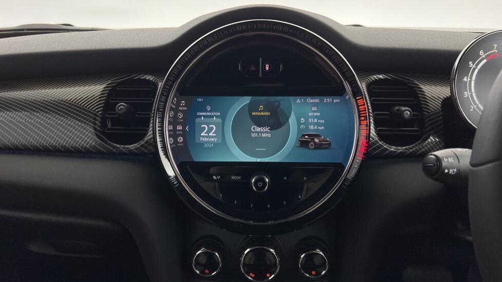 Used MINI Hatch 2023 for sale - 76111702: Photo 8