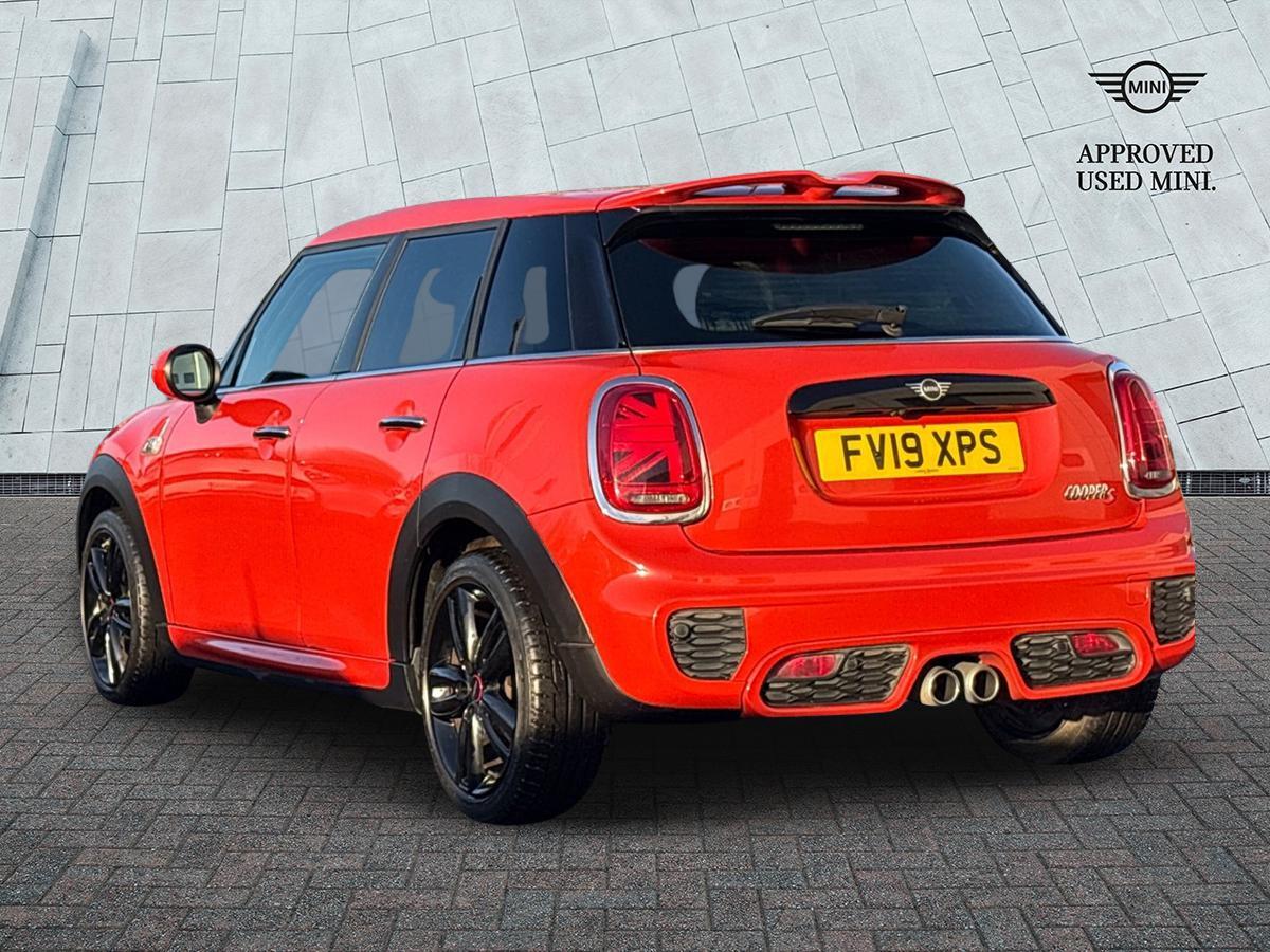 Used MINI Hatch 2019 for sale - 77030918: Photo 2