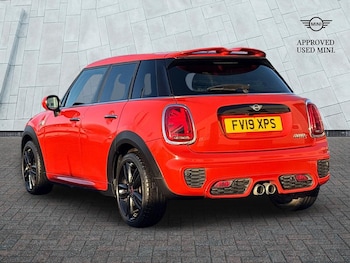 Used MINI Hatch 2019 for sale - 77030918: Photo