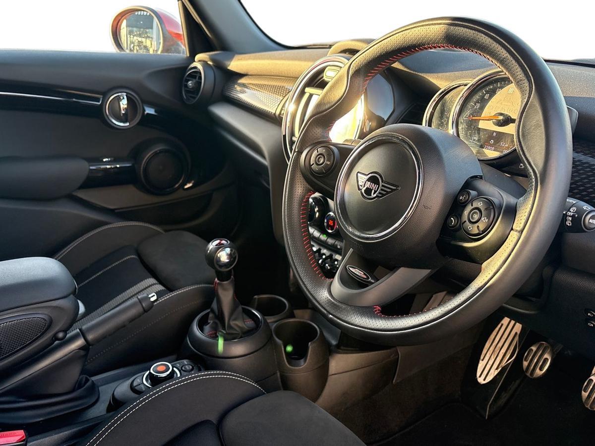 Used MINI Hatch 2019 for sale - 77030918: Photo 6