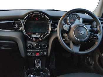 Used MINI Hatch 2022 for sale - 76888275: Photo