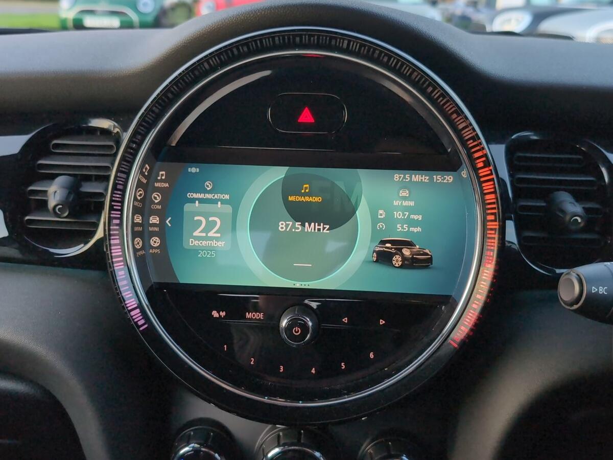 Used MINI Hatch 2022 for sale - 76888275: Photo 8
