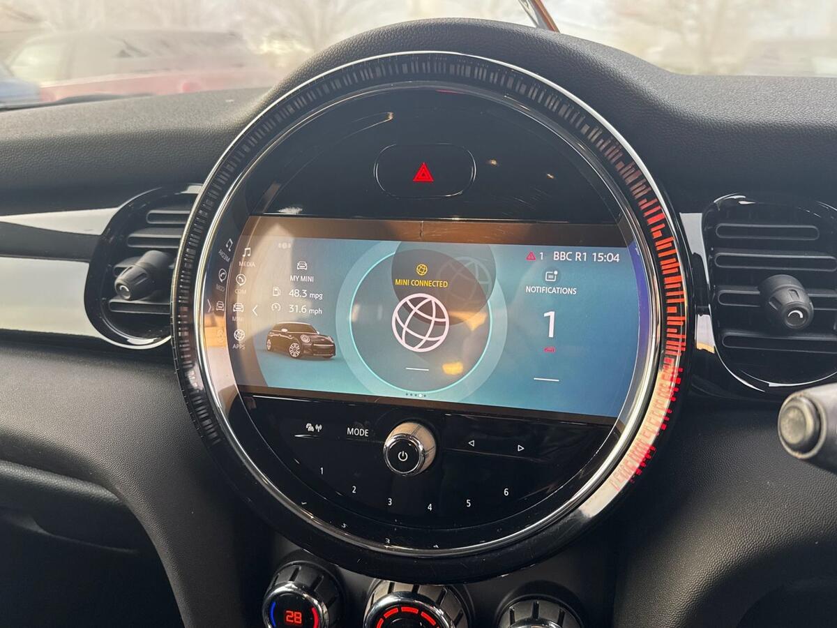 Used MINI Hatch 2022 for sale - 76458640: Photo 11