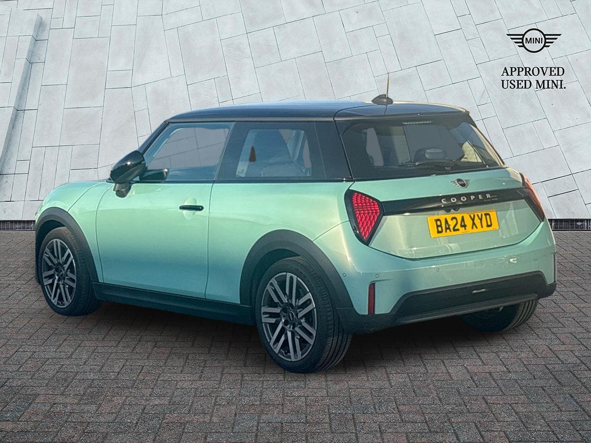 Used MINI Cooper 2024 for sale - 77725026: Photo 2