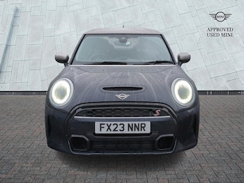 Used MINI Hatch 2023 for sale - 76389753: Photo