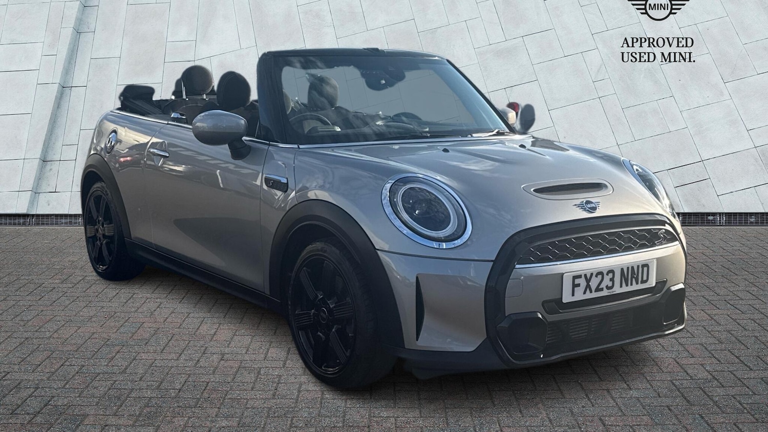 Used MINI Convertible 2023 for sale - 76111691: Photo 1