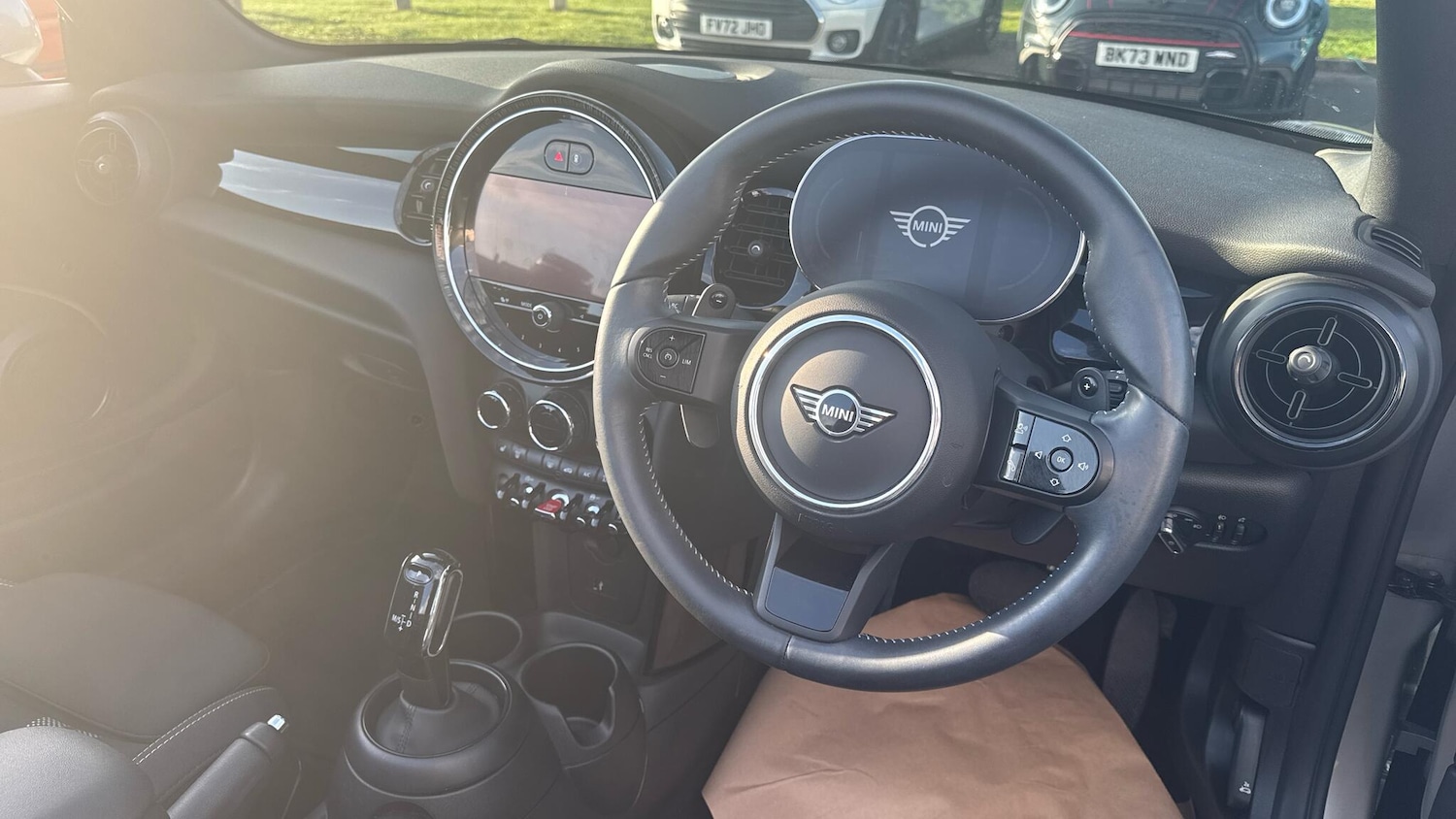 Used MINI Convertible 2023 for sale - 76111691: Photo 6