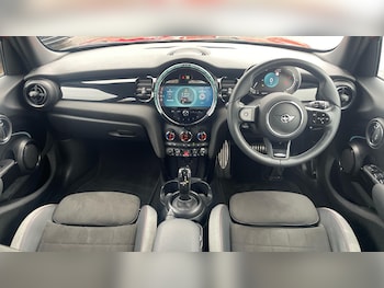 Used MINI Hatch 2023 for sale - 76338441: Photo