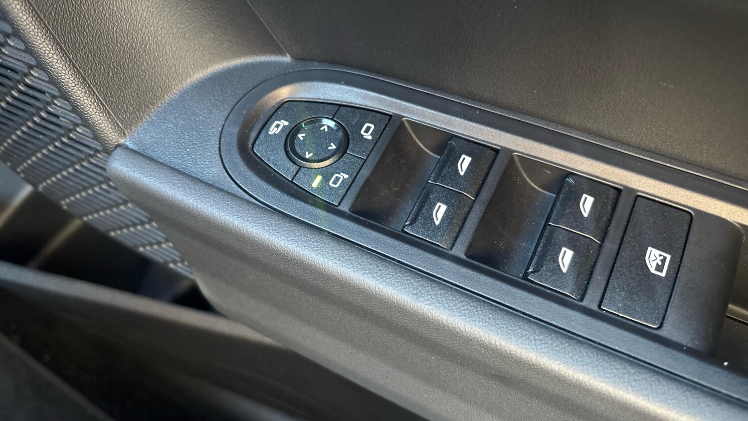 Used MINI Cooper 2025 for sale - 76327833: Photo 21