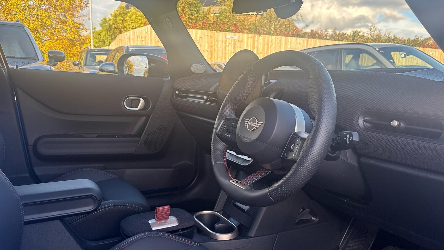 Used MINI Cooper 2025 for sale - 76327833: Photo 6