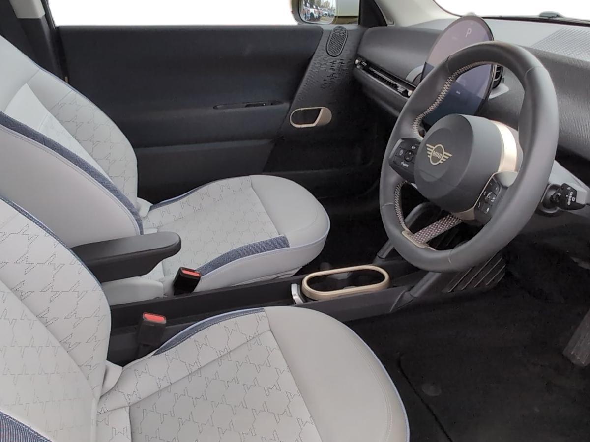 Used MINI Electric Cooper 2024 for sale - 77599778: Photo 6