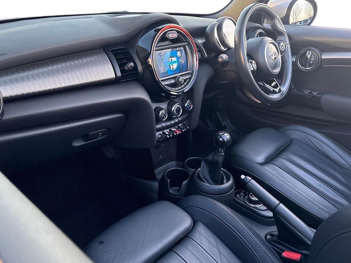 Used MINI Convertible 2020 for sale - 77725388: Photo 7