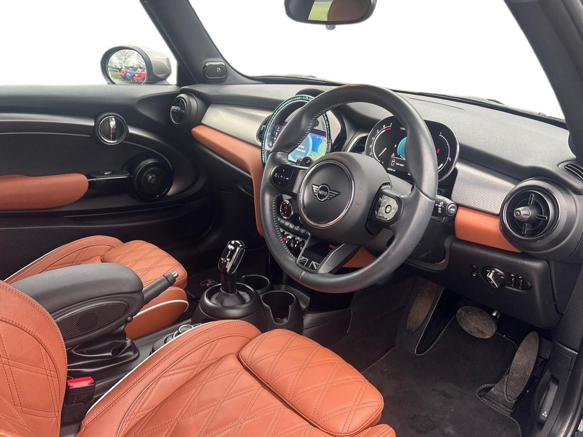 Used MINI Hatch 2023 for sale - 76937361: Photo 6